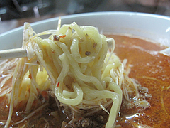 14ランチ:タンタンメンの麺@博多ラーメン一点公・大橋