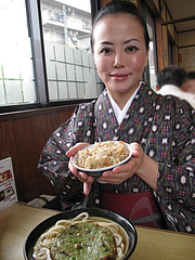 ランチ:かしわご飯@牧のうどん・空港店
