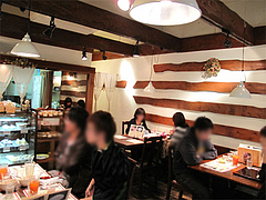 店内@五穀けやき通り店・福岡市中央区赤坂