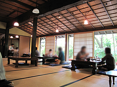 店内:座敷1@湯の岳庵・亀の井別荘