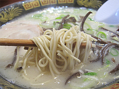 9ランチ:やる氣ラーメン麺@ラーメン博多三氣・福大通り片江店