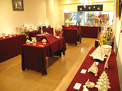 店内:マイセラ展1@辻恒久・辻アートスクール・西洋陶芸展