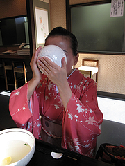 料理:生姜湯飲む@博多つけうどん・忍々・櫛田神社前
