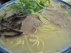 8ランチ:ラーメン単品450円@博多ラーメンしばらく祇園店