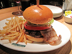 6夜カフェ:グリルベーコンバーガー@Brooklyn Parlor HAKATA(ブルックリンパーラー博多)・博多リバレイン