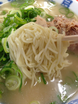 6ナシヤワ麺@元祖長浜屋