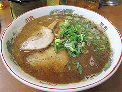 3料理:黒正油とんこつらーめん600円@博多めんとく屋(麺篤屋)