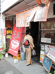 外観:入り口@トキハラーメン・天神