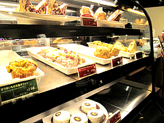 店内:スコーンやマフィン@スターバックスコーヒー福岡大濠公園店