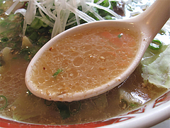 料理:角煮らーめんスープ@ラーメン本舗・博多葱一・天神