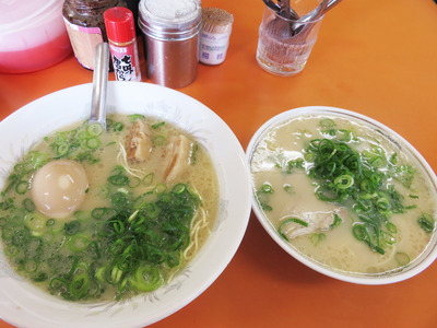 15とろたまラーメンとラーメン