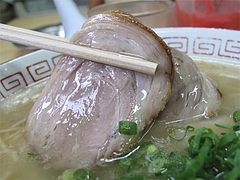 7店内:ラーメンチャーシュー@てんてんラーメン・井尻