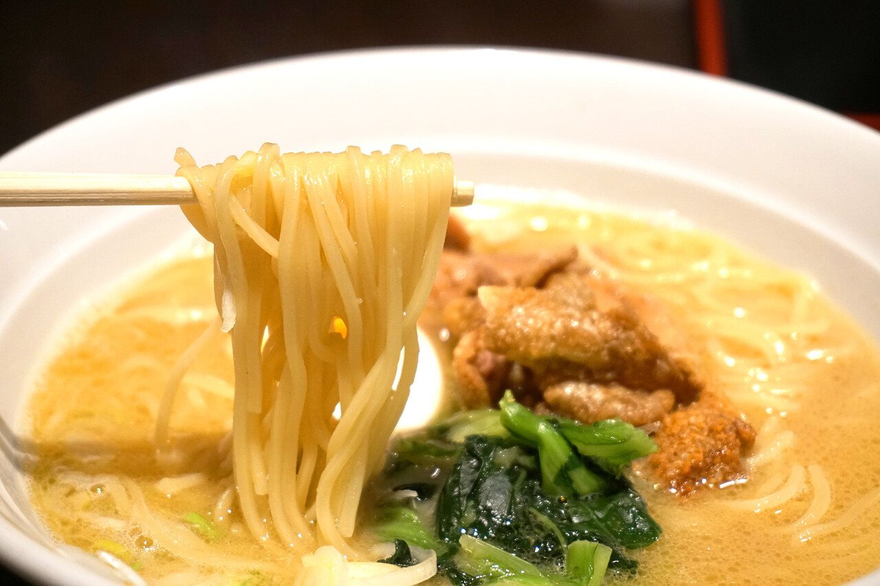 博多おんな節 福岡 博多駅前で鶏そば 博多つけ麺 御 屋 博多駅店 博多おんな節 福岡 博多駅前で鶏そば 博多つけ麺 御 屋 博多駅店