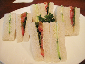 12野菜サンド600円@横浜ハイボール