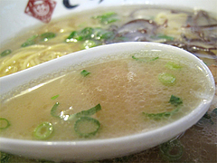 料理:ラーメンスープ@ラーメンとらや渡辺通り店