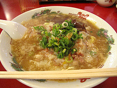 ランチ:昭和のワンタン麺750円@ラーメン・支那そば北熊・福岡空港店