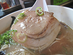 メニュー:ラーメンチャーシュー2枚@秀ちゃんラーメン本店・警固
