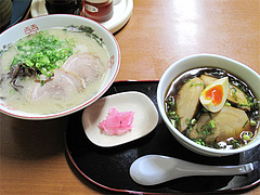 料理:チャーシュー丼セット(ラーメン+300円)@博多めんとく屋