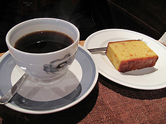 料理:コーヒー450円・ケーキ?円@夢空間はしまや・カフェ・倉敷