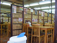 うどんレストランうちだ屋の店内