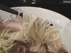 ランチ:ラーメン細麺@博多味処ぴょんきち・屋台ラーメン居酒屋