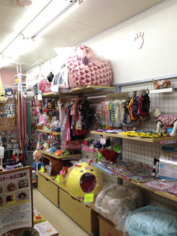 10店内@アンディ・水法被・リリコピリカ