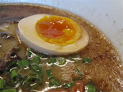 料理:黒らぁめんスープ@一龍・福岡県春日市
