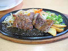 12ランチ:ステーキMサイズ200g@レストラン・ヒロ・ステーキ・ラーメン
