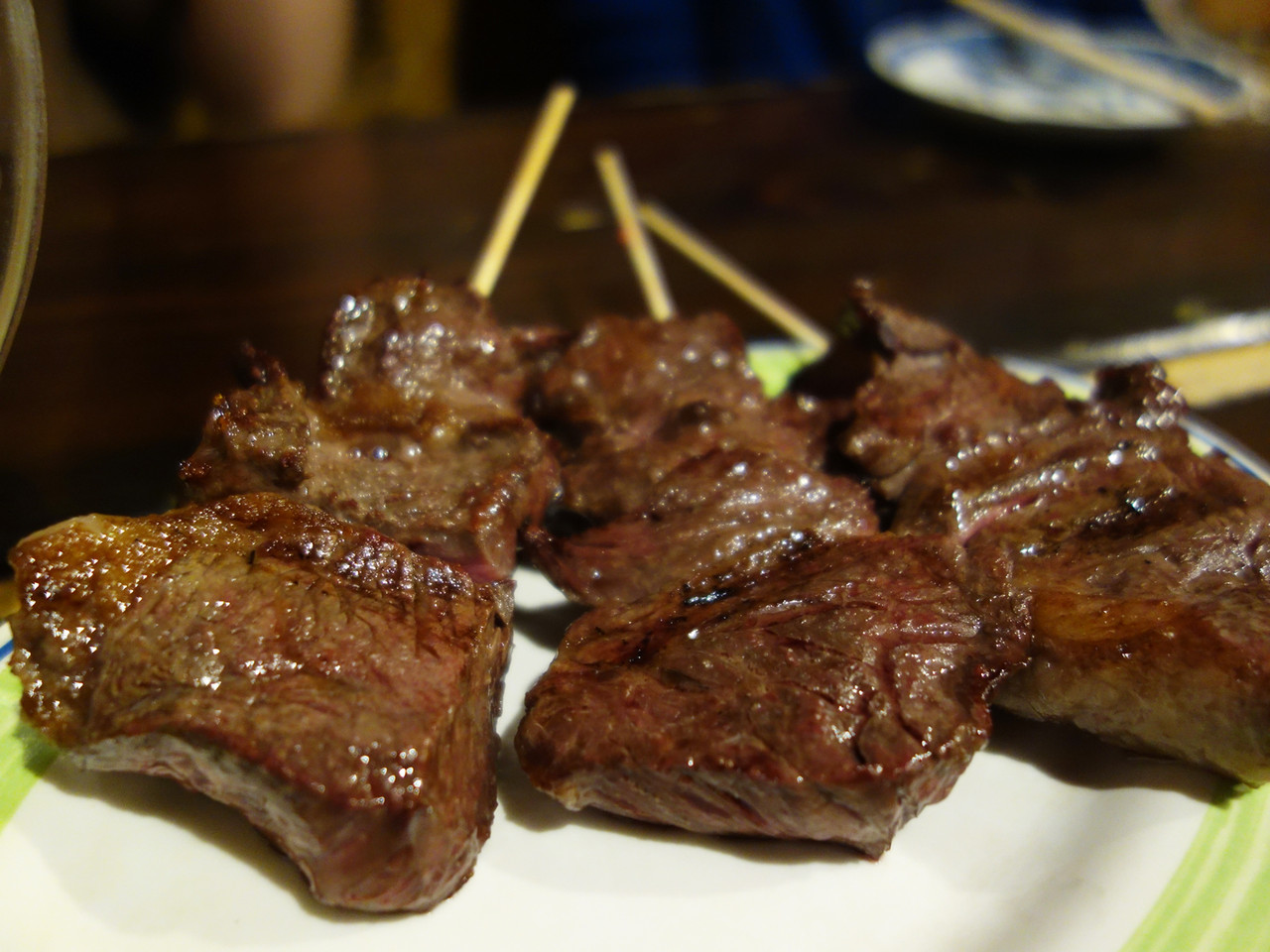 博多おんな節 福岡 予約必須の牛さがり串 焼鳥弁慶 西新店 博多おんな節 福岡 予約必須の牛さがり串 焼鳥弁慶 西新店
