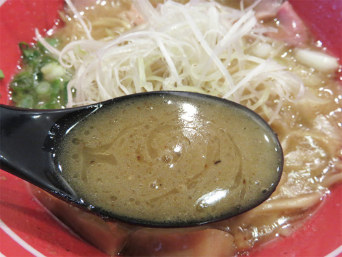 11チャーシュー鶏魚介ラーメン汁