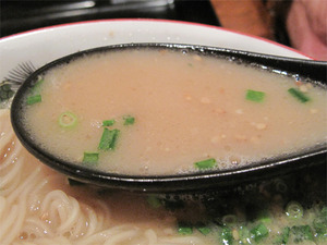 9ラーメンスープ@英々食堂