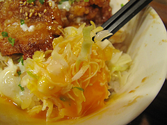 11ランチ:から揚げ丼キャベツ黄身@唐揚げ・みつせ鶏本舗・新天町・天神