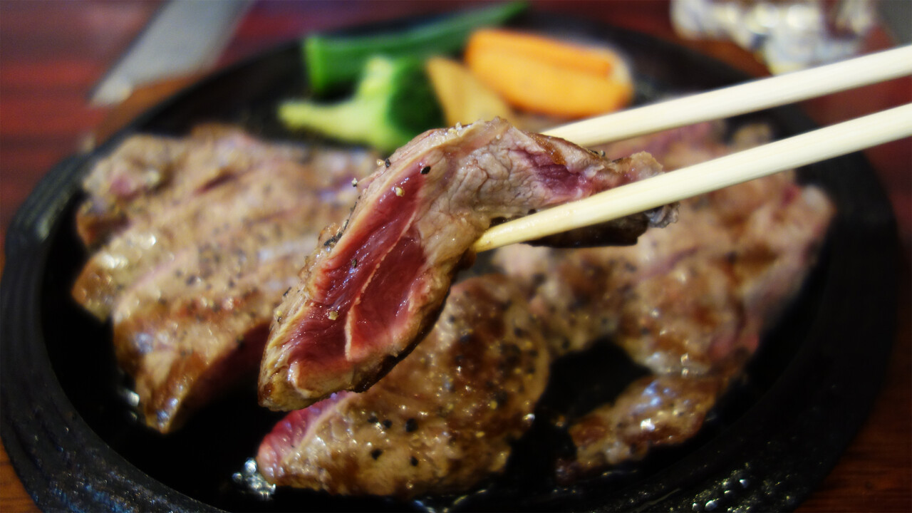 博多おんな節 福岡 天神でガッツリ系ステーキランチ 肉が一番 天神店