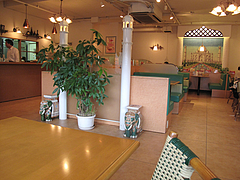 店内:テーブル@インドレストラン・タージ・大橋