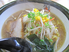 ランチ:しょうゆらーめん630円@北海道ラーメン・北の恵み・福岡空港