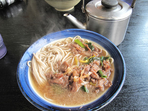 7肉そば550円@牧のうどん