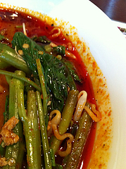 ランチ:トムヤム麺空芯菜@タイ料理レストラン・バンダル・天神西通り