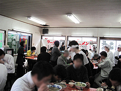 店内:昼餐@ラーメン元祖長浜屋