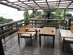 店内:テラス席@僧伽小野・糸島
