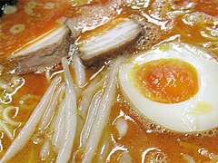 料理:醤坦とんこつらーめんの具@博多めんとく屋(麺篤屋)