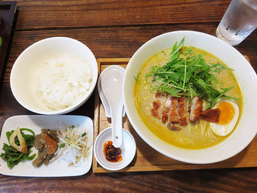 16ラーメンランチ680円