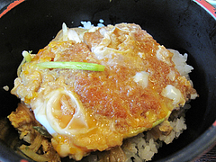 料理:日替わりカツ丼(金)@麺処かわべ・博多駅南