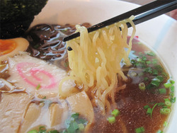 7木久蔵ラーメン麺@博多めんちゃんこ亭・大橋