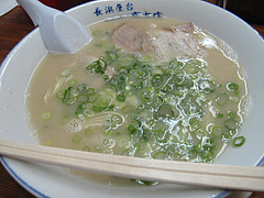 ランチ:Aランチ590円ラーメン@長浜ラーメン・長浜屋台・一心亭本店