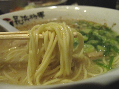 12ランチ:ラーメン麺@ラーメン居酒屋・長浜将軍・門