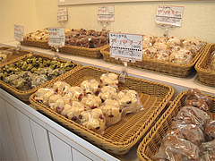 店内:蒸しパンいっぱい。@Mr.Musipan(ミスタームシパン)・大橋