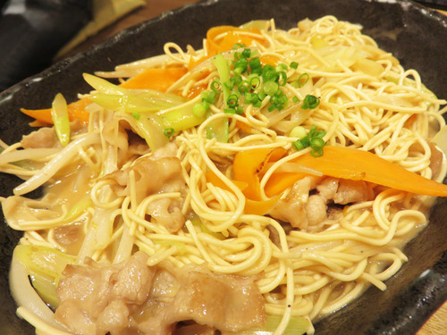 13博多豚骨焼きラーメン