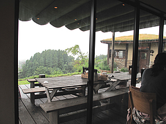 店内:ウッドテラス1@檪の丘(くぬぎのおか)・湯布院