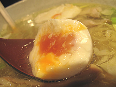 15ランチ:塩らぁめん玉子@ラーメン・らぁめんシフク(429)・福岡空港