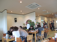 店内:テーブル席@檪の丘(くぬぎのおか)・湯布院